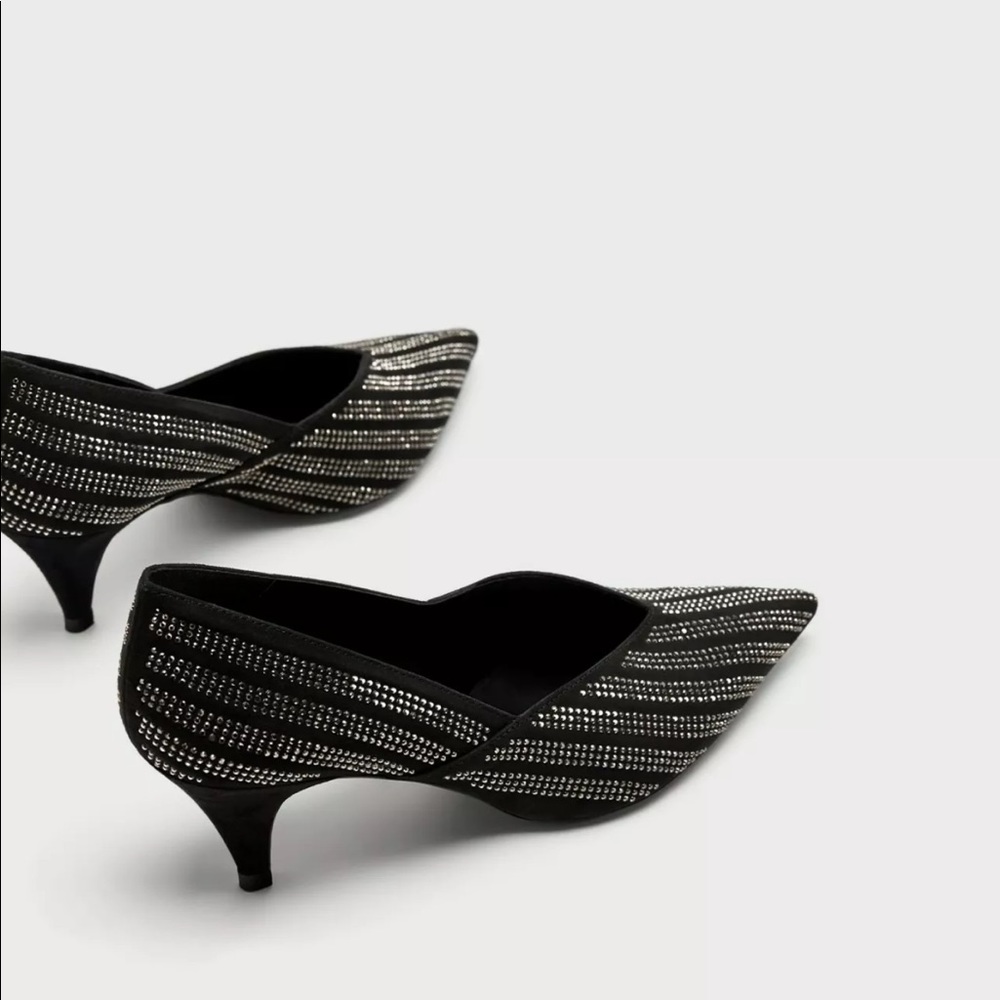 Zara Studded Black V Vamp Pointed Toe Pumps